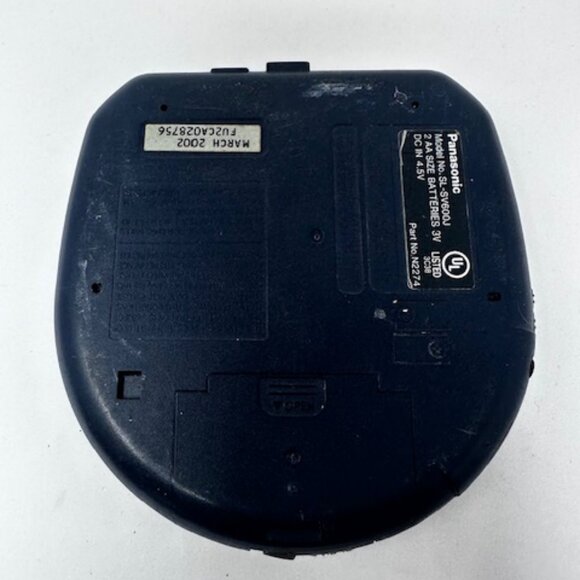 Panasonic Portable FM/AM Radio/CD player - Extra Bass - Black/Silver (SL-SV600J) - Picture 2 of 8